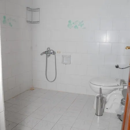 Hostel Ates