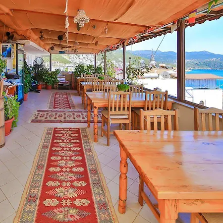 Hostel Ates Kas